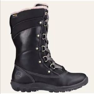 Timberland Women’s Mount Hope Mid Waterproof Boot